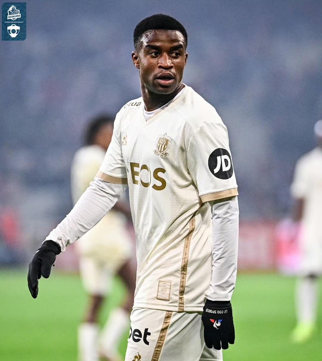 乐鱼app-关于转会期法甲传出新动向，多特蒙德手感冰凉，管理层表态：质疑声仍在，轮换策略成焦点的信息-乐鱼app